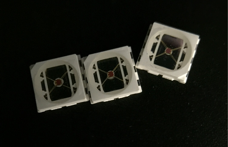 深圳5050LED發光二極管導通電壓及其他參數